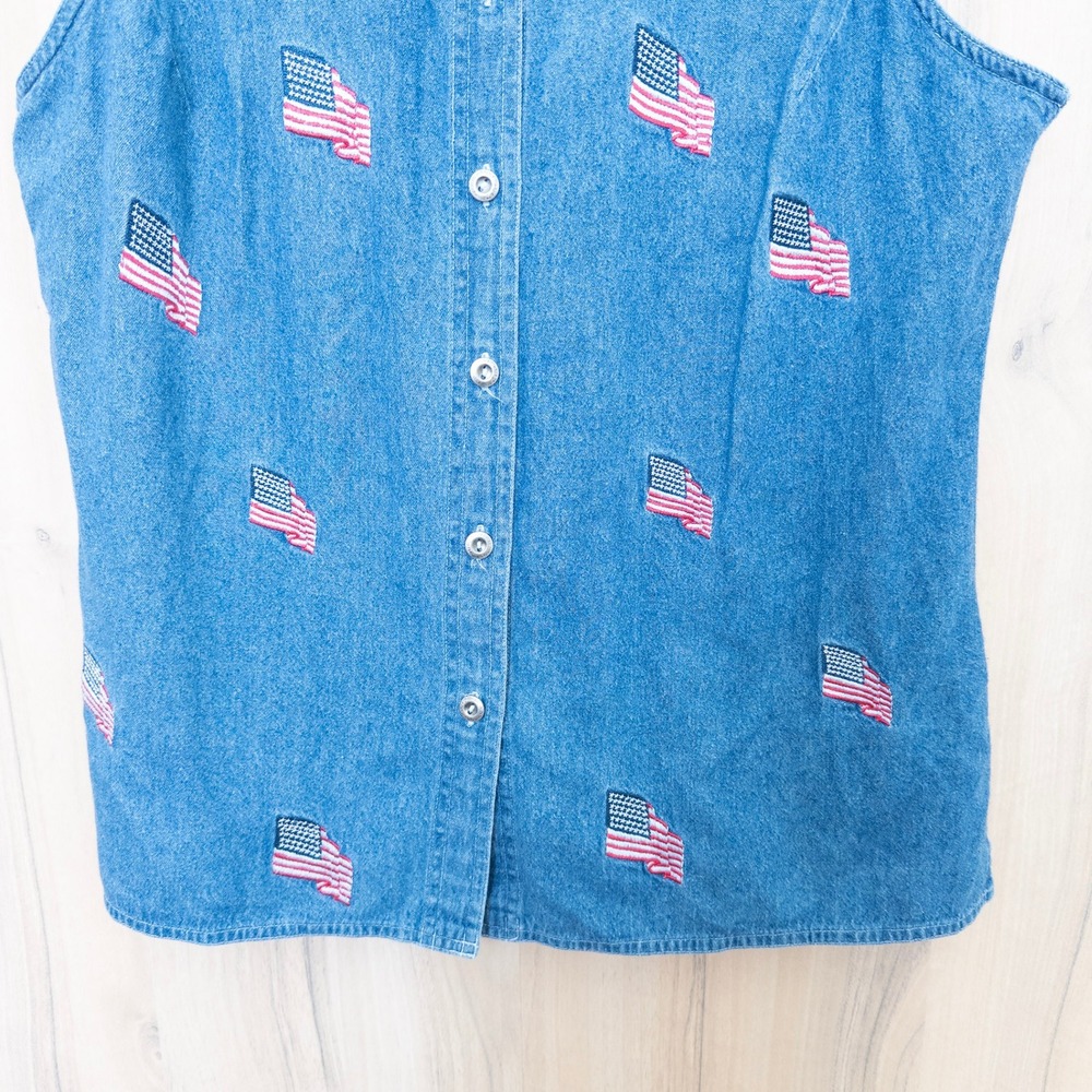 Vintage Womens Denim Sleeveless Top L Blue American Flag Embroidered Patriotic - Picture 3 of 7
